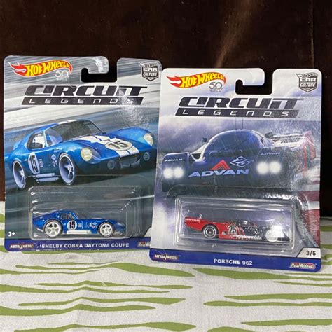 Hot Wheels Circuit Legends Porsche Shelby Cobra Daytona Coupe Sealed
