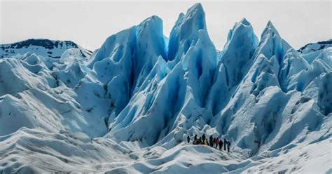 10 Jaw-Dropping Glacier Viewing Spots in Alaska 😲