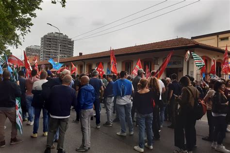 Lo Sciopero Nazionale Contro La Deriva Finanziaria Di Hera Radio