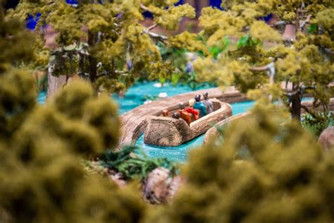 PHOTOS & VIDEO: Tiana's Bayou Adventure Model Reveals Reimagined Splash Mountain - Disney ...