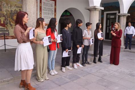 Paola Angon encabeza ceremonia por el 202 Aniversario de la Consumación