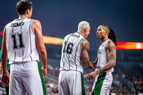 Bcl Lenovo Tenerife Visita Ma Ana Al Dar Ssafaka Lassa Turco Basketman A