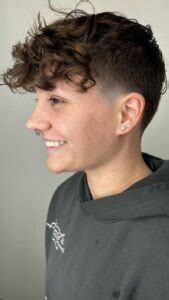 Discover 24 Unique Textured Fringe Haircuts for Men | Lookosm