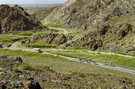 Long Distance Mountain Biking in Mongolia [PICS]