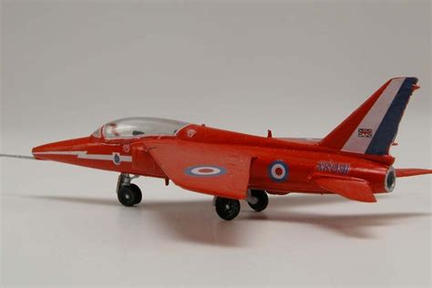 Airfix RAF Red Arrows Gnat Starter Set 1 72