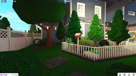 Suburban House : r/Bloxburg