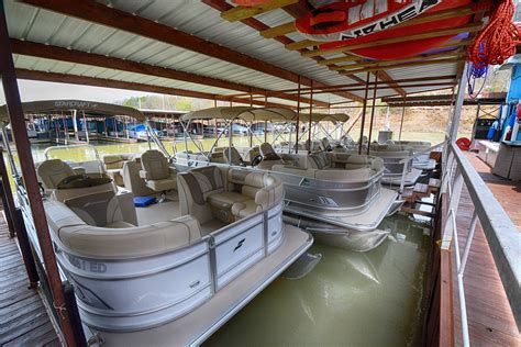 Simons Pine Cove Marina Lake Tenkiller Oklahoma