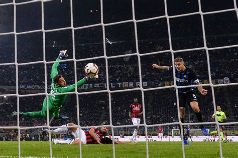 Inter Milan I Gol Pi Belli Del Derby Di Milano Video Tuttospal