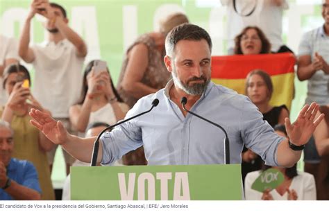 Vox Se Viste De Verde Para Acabar Con Todo Lo Verde