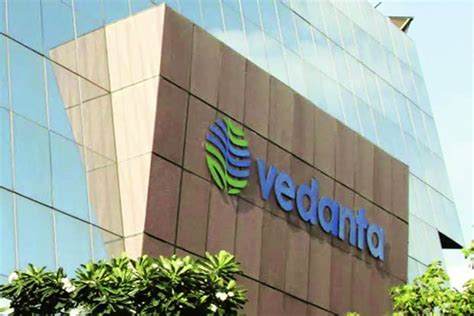 Vedanta Donates Rs 5 Crore To Tamil Nadu Chief Ministers Public Relief