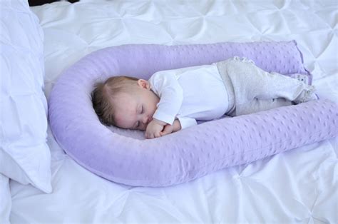 At What Age Are Pillows Safe For Babies At Adam Winland Blog