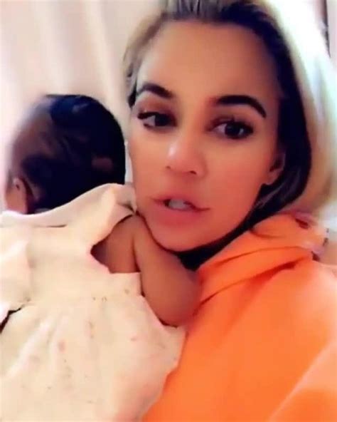 Khlo Kardashian Tacl E Pour Avoir Photoshopp Un Clich Avec Sa Fille