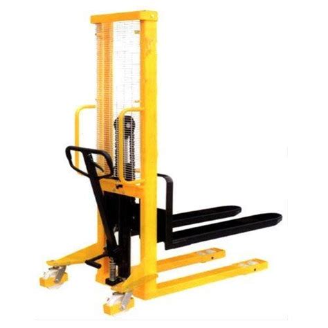 Easy To Move Black And Yellow Manual Hand Stacker Lifting Capacity