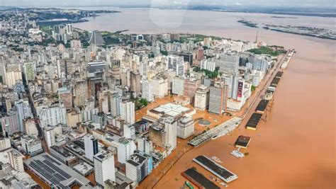 Bairro De Porto Alegre Precisar Ser Evacuado Devido Ao Transbordamento