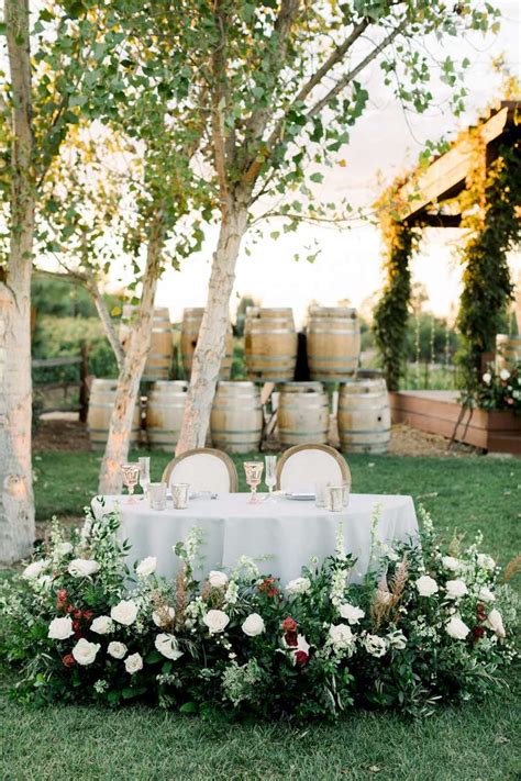 20 Beautiful Sweetheart Table Ideas Any Couple Would Love