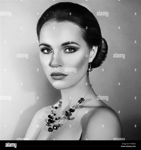 Fashion Portrait Of Elegant Woman With Magnificent Hair Brunette Girl