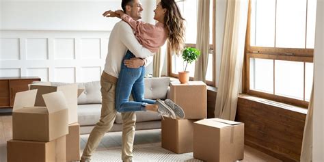 Conoce Los Beneficios De Comprar Una Casa En Pareja Más Que Dinero