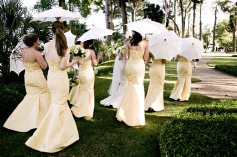 Cakes By Mizvuitton The Ultimate Wedding Blog Wedding Trend Parasols