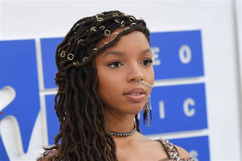 F5 Cinema e Séries Halle Bailey nova Pequena Sereia diz que não