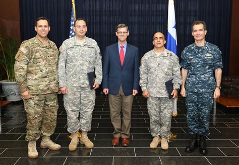 Soldiers use military training to save civilian life | Article | The