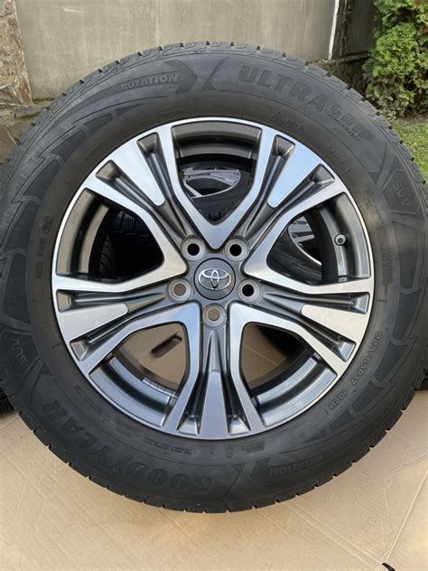 Диски Toyota RAV4 R17 з зимовими шинами: 175 $ - Диски Ужгород на Olx