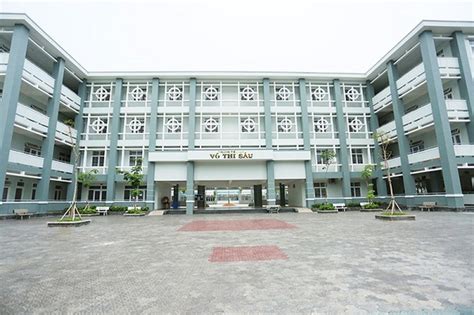 Tphcm Trường Tiểu Học Võ Thị Sáu Trả Lại 17 Tỷ đồng Thu Sai Cho Phụ