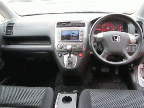 Honda Stream Automatic Photo Gallery #1/10
