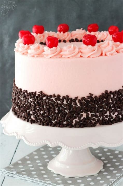 Cherry Chocolate Chip Cake Naturally Pink Birthday Cake Recipe Recipe Smooth Cake