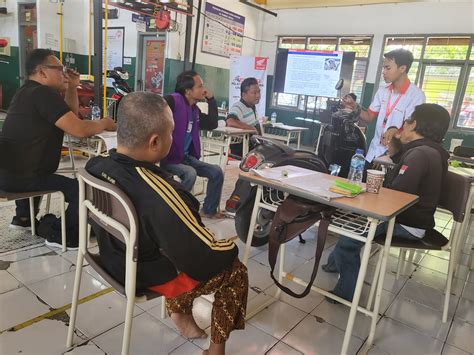 MPM Honda Jatim Adakan Pelatihan Mekanik Bagi Penyandang Disabilitas