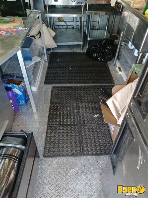 Used Grumman Kurbmaster Step Van Food Truck Mobile Kitchen Unit For Sale In Oregon