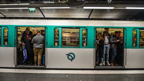 A la RATP la CGT dépose un préavis de grève de sept mois Affiches