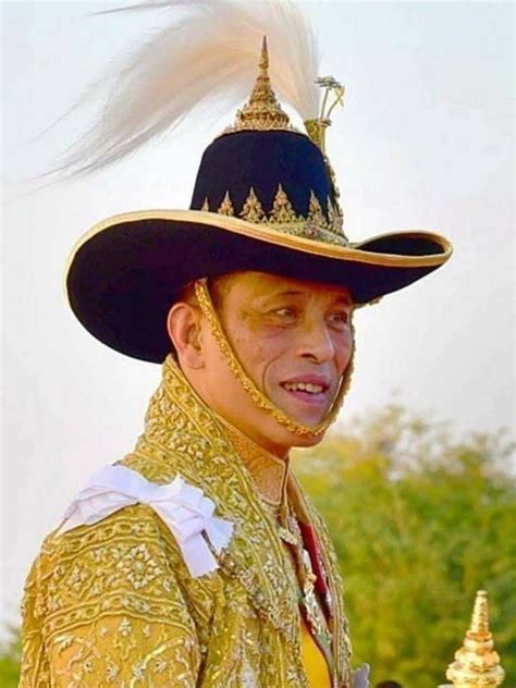 All Hail His Majesty King Maha Vajiralongkorn Bodindradebayavarangkun