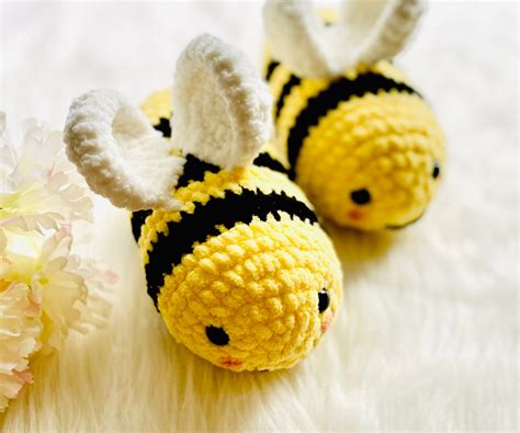 Bumblebee Plush Crochet Pattern The Yarn Bowl Crochet