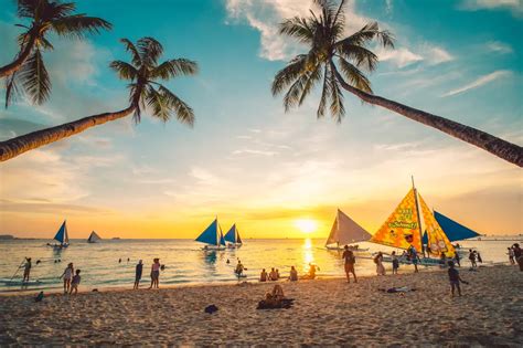 Boracay S White Beach Discover The Philippines