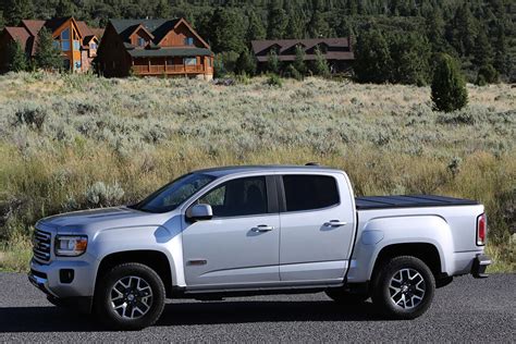 2019 Gmc Canyon New Car Review Autotrader