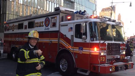 VERY RARE CATCH OF FDNY RESCUE 1 FDNY RESCUE 2 TOGETHER AT WORLD