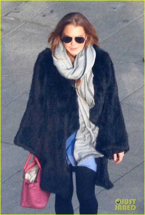 Lindsay Lohan Says Goodbye Los Angeles Hello London Photo 3298080