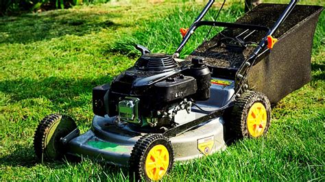 Best Electric Start Gas Lawn Mower | MowersLab