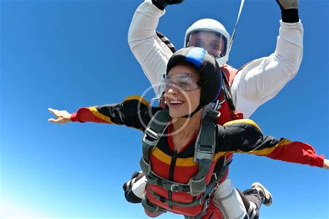 Tandem Skydiving – Alaska Skydive Center