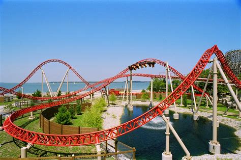 Maverick - Intamin Amusement Rides