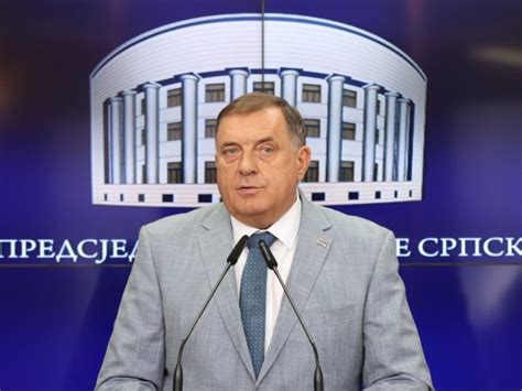 Dodik Pola Sata Hvalio Direktora Cia E Tvrdi Da Se Spinuje Pri A O