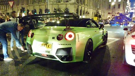 INSANE GTR SPITTING FLAMES IN CENTRAL LONDON YouTube