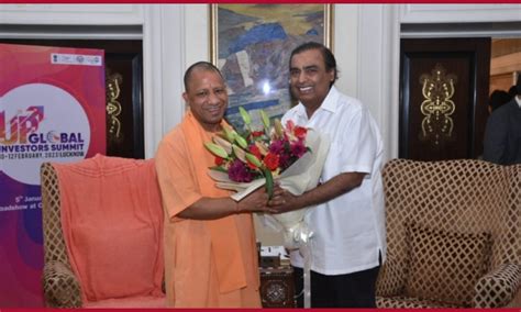 Up Cm Yogi Adityanath Meets Mukesh Ambani In Mumbai S Hotel Taj