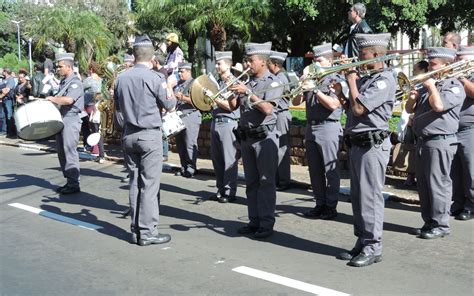 Desfile celebra a Revolução de 1932 em Presidente Prudente FOTOS