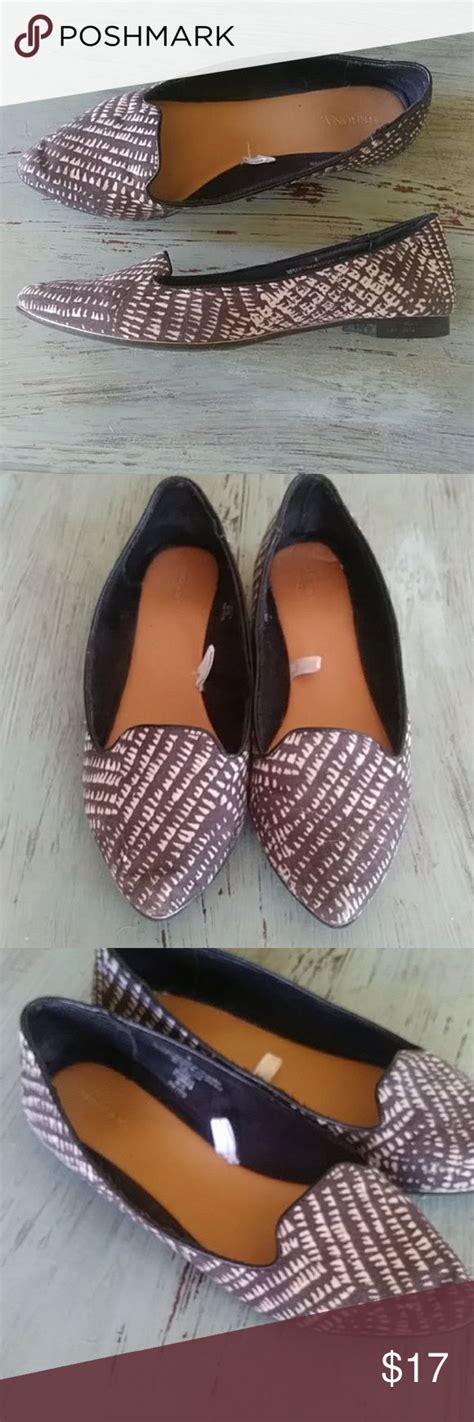 Adorable flats | Black and white flats, Flats, White flats