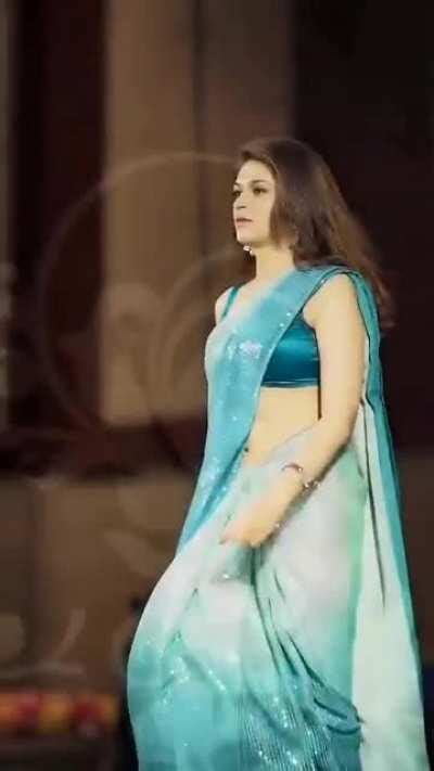 Shraddha Das Hot Navel And Sweaty Armpit Hot Actress