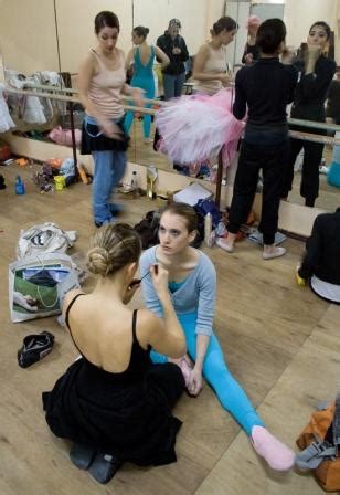 Muestra Danzas Escuela De Danzas Alba Lutecia De Bah A Blanca