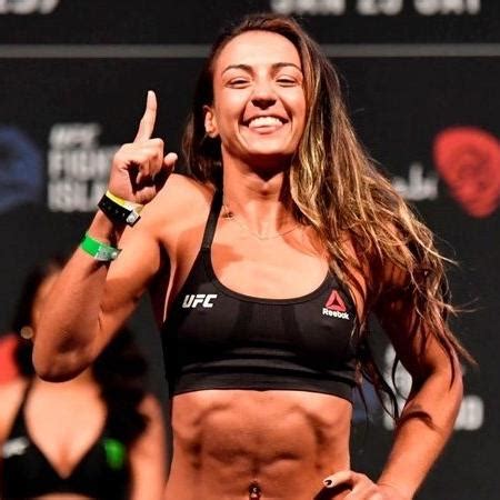 Amanda Ribas precisa voltar à sua categoria de origem no UFC