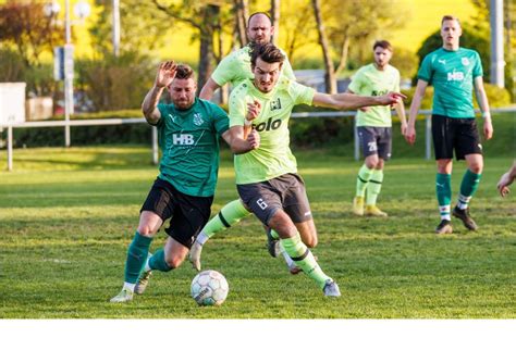 Fu Ball Landesliga Staffel Iii Gsv Maichingen Rackert Sich Zu Knappem