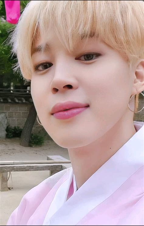 Bts Community Posts 🐤jiminちゃん🐤 🧡happy Birthday🧡 いつもいつもjiminちゃんの事を想ってます。 どうか、健康で幸せな毎日を‥‥